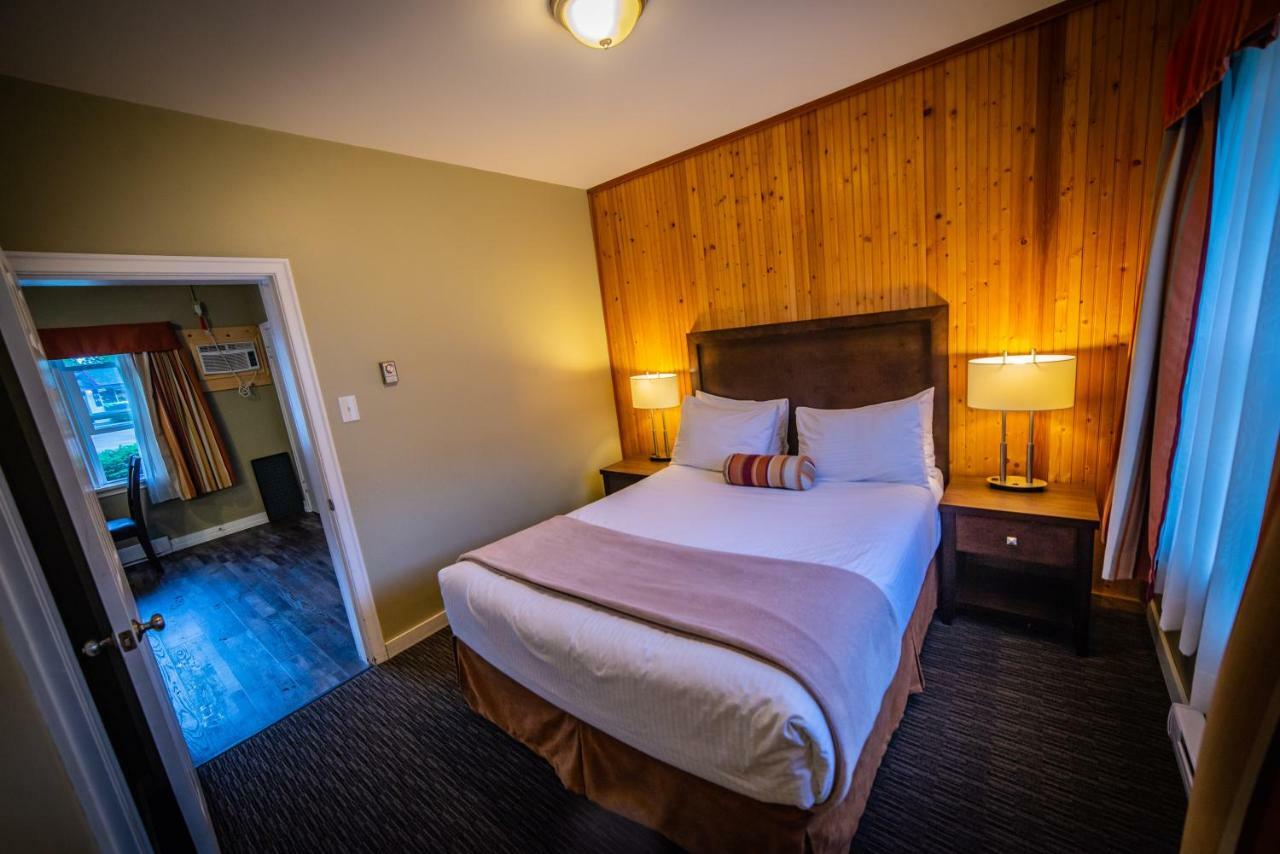 Alpine Inn & Suites Nelson Buitenkant foto