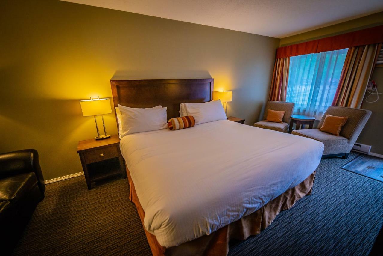 Alpine Inn & Suites Nelson Buitenkant foto